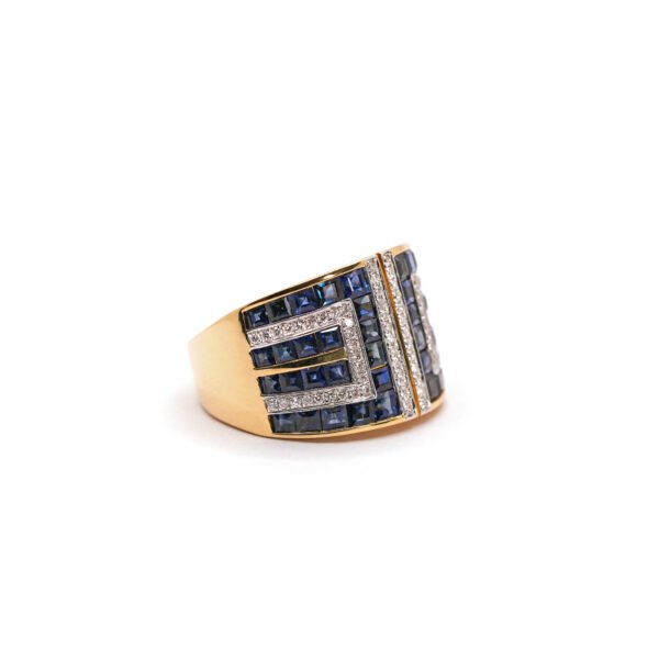 Blue Sapphire Ring with diamond – 18k gold